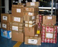 envoi des 400 kilos de dons le 8/01/06