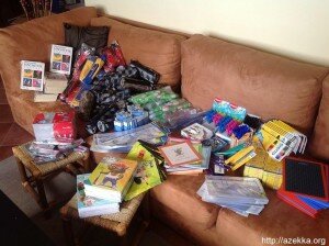 1238837 10151658592828310 216605764 n GF 300x224 Préparation de la première opération kits écoliers azekka france maroc association