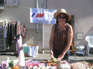 Braderie du quartier sacré cœur à Rennes stand braderie 300x225 Braderie du quartier sacré cœur à Rennes azekka france maroc association